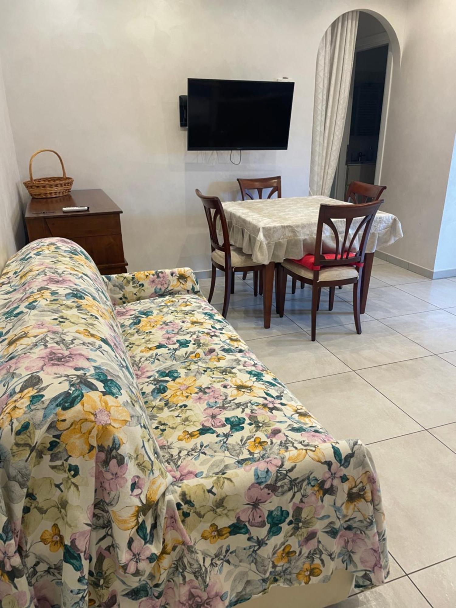 Home With Parking Near The Airport And Beach Fiumicino Exterior foto